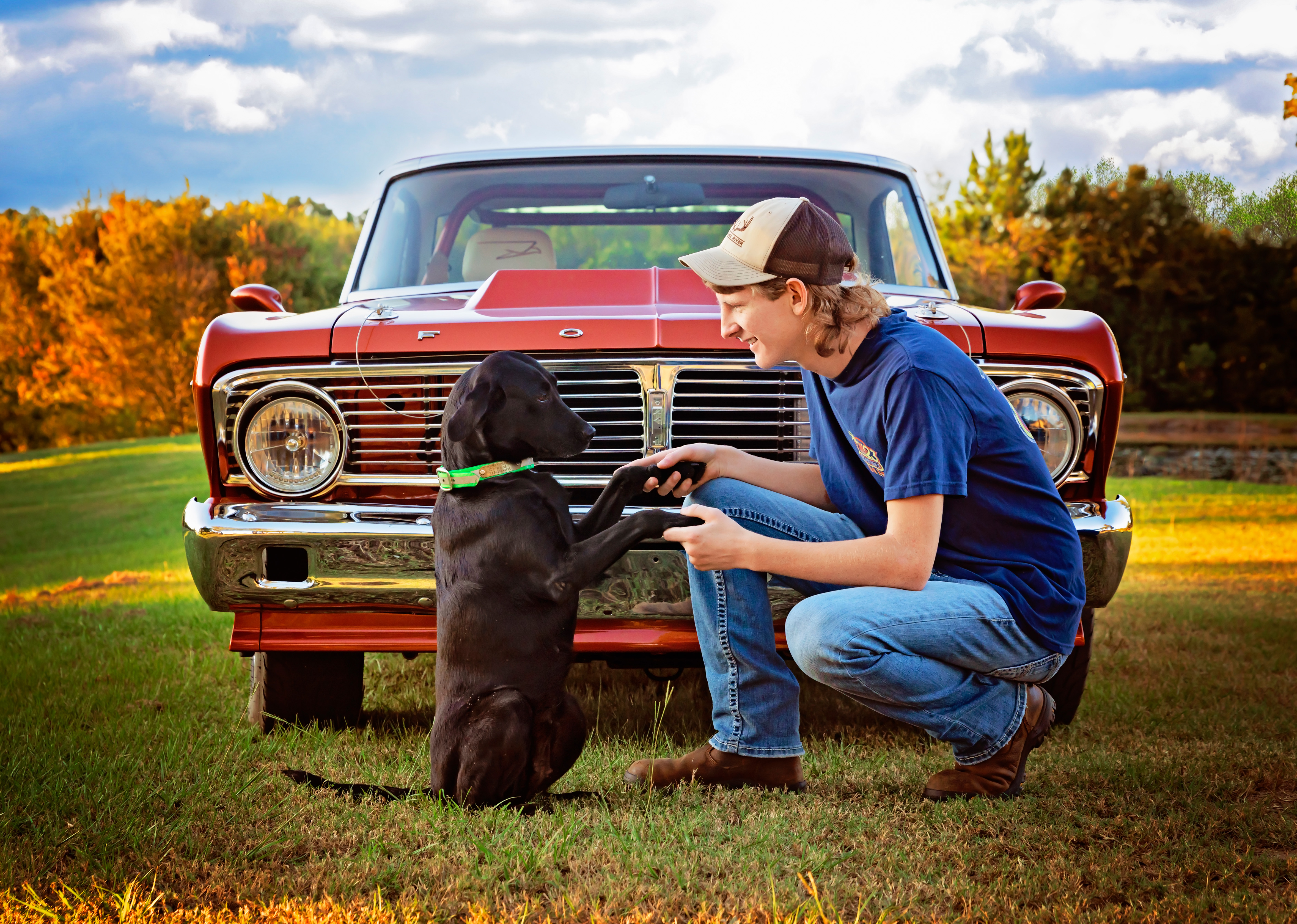 Man shakes hands with his dog